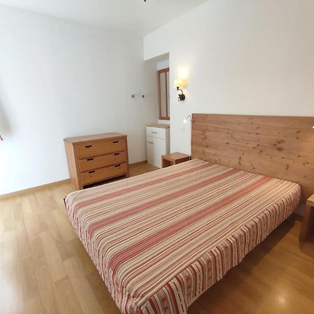 Pat 83, T2, Centre Luchon, Wifi, Casier A Skis, 4 Personnes Bagnères-de-Luchon Eksteriør billede